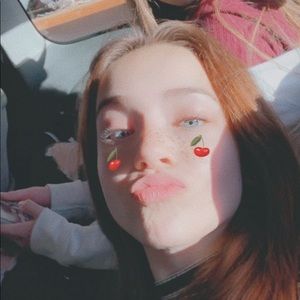 Meet your Posher, Leah